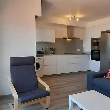 Vistas A La Ria De Muros Noia En * 포르토신