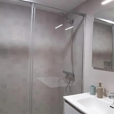 Vistas A La Ria De Muros Noia En *